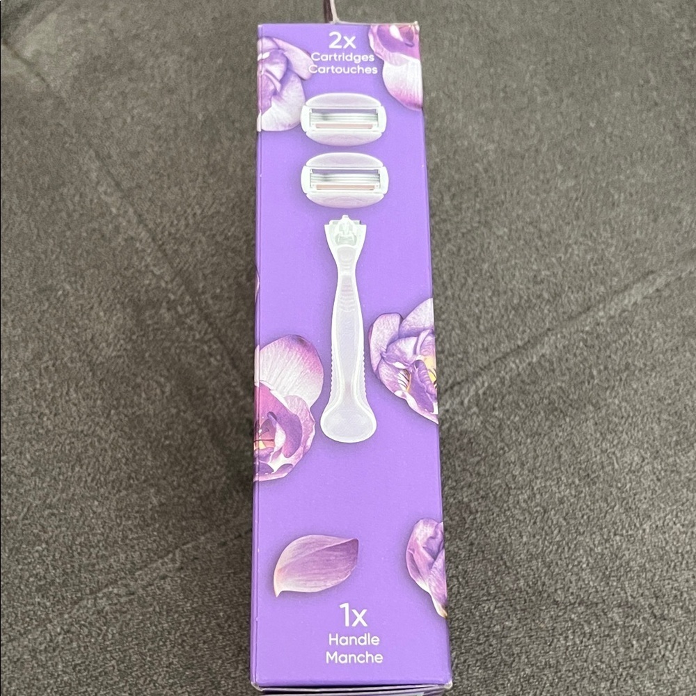 VENUS Purple Razor Set with Freesia Scent - Picture 4 of 4
